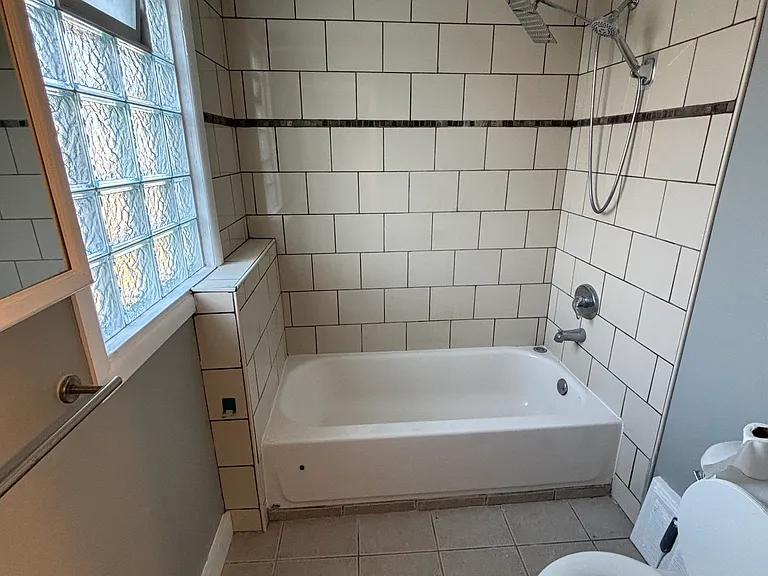 2031 Lark St — Photo 3