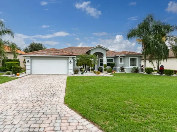 752 Grand Rapids BLVD, NAPLES, FL 34120