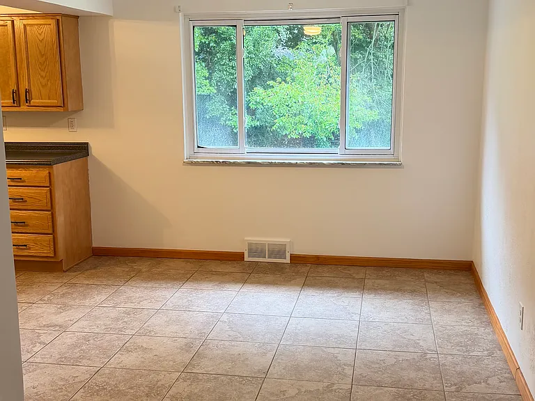 330 College Park Dr — Photo 4