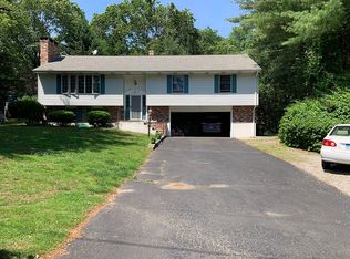 10 Stony Ridge Rd, Norwich, CT 06360