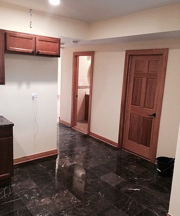 4th image of 1410 N Luna Ave