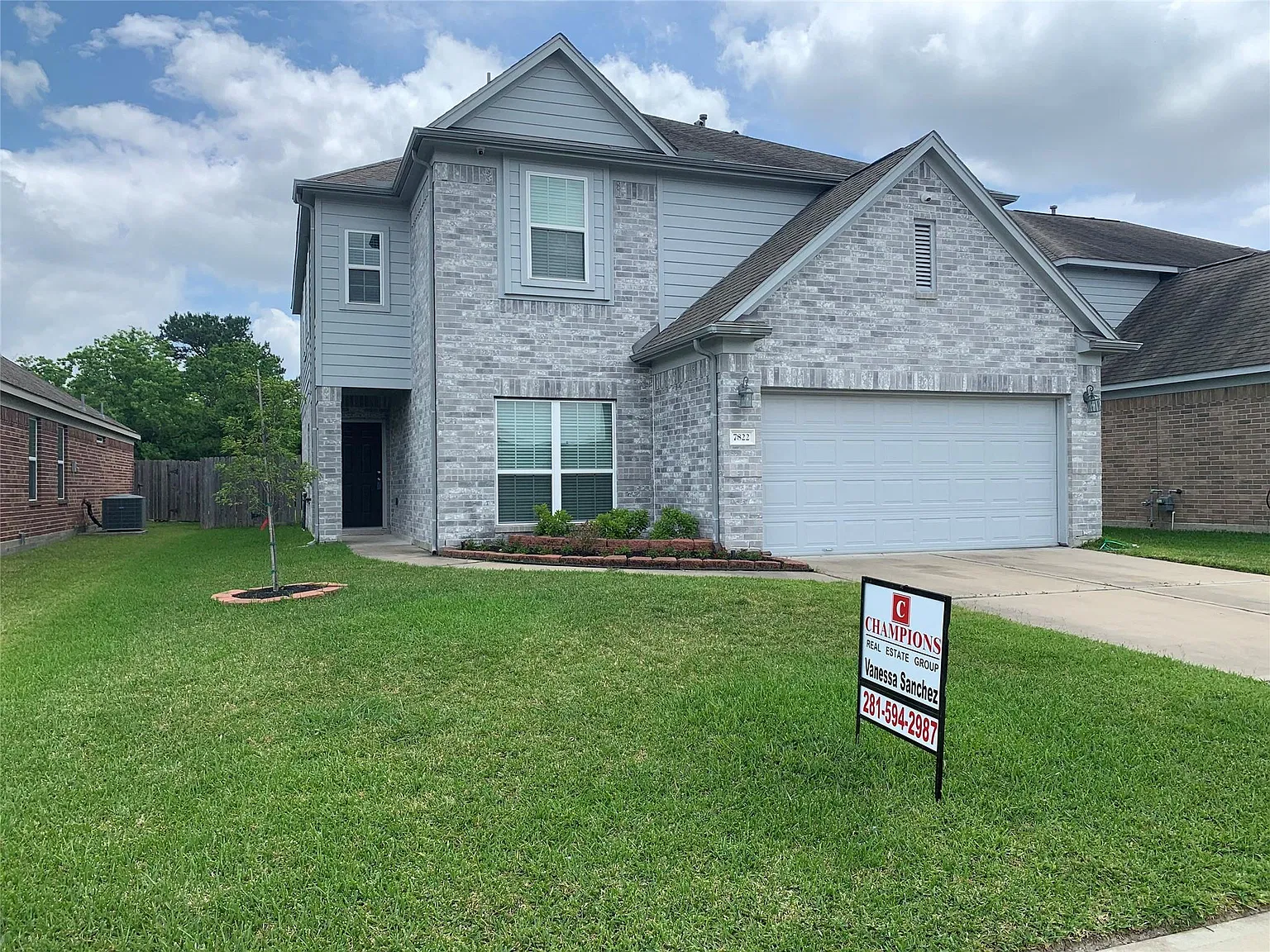 4 bed, 3.0 bath, 2603 sqft, $2,500 — Photo 1