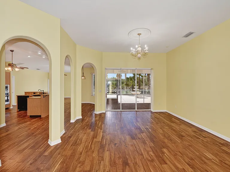 952 Bel Air Star Pkwy — Photo 4