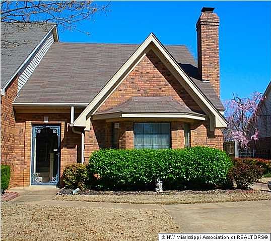 1st image of 7118 Greenbriar Dr