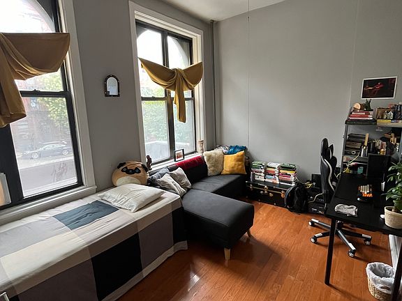 4th image of 452 W 145th St #1F2