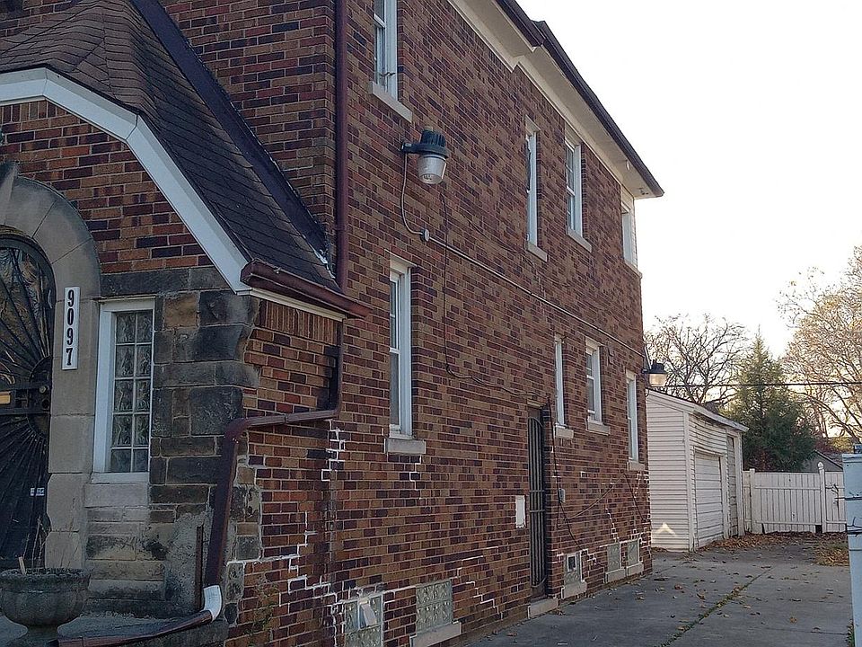 1st image of 9097B Annapolis St