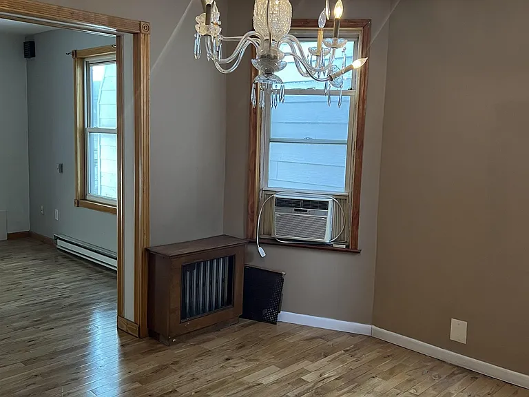 167 Garfield Ave #2 — Photo 6