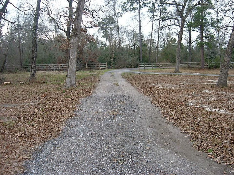 1st image of 11333 Whispering Oaks Dr