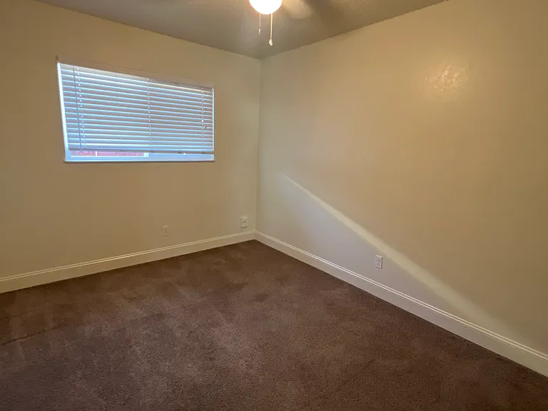 502 Pine St #C — Photo 11