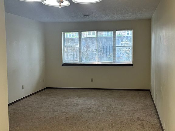 5th image of 506 N 1st St #1