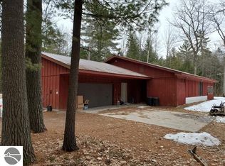 933 Old M 72 NW, Kalkaska, MI 49646