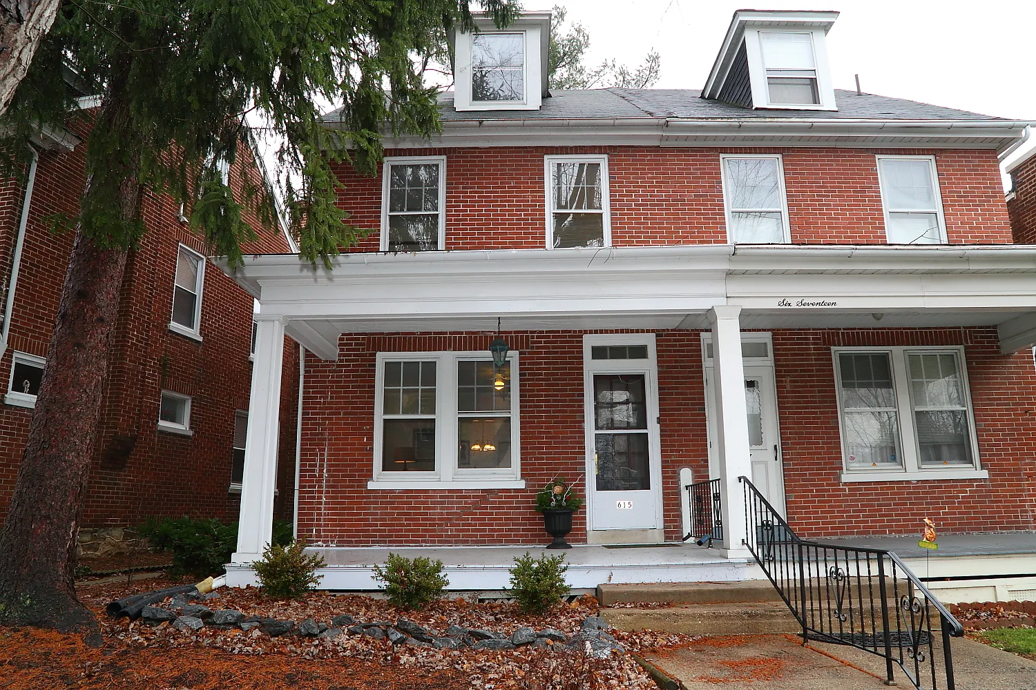 615 S West End Ave photo 1