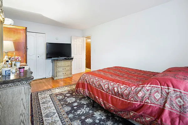 Sold by BELLMARC | media 16