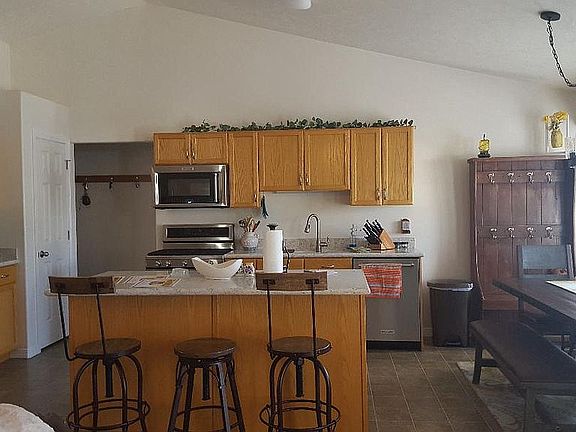 3rd image of 2397 W Nathanael Way