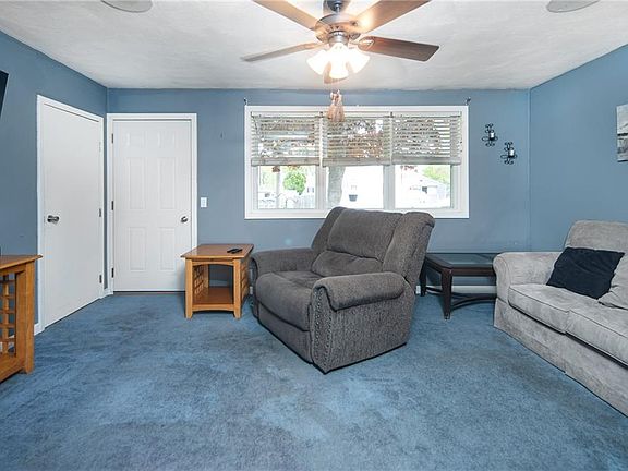 4th image of 48 Plenty St