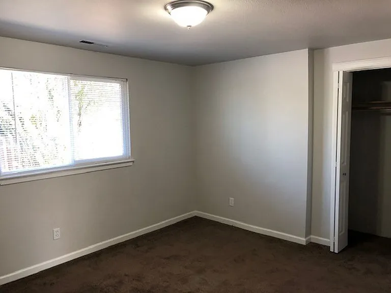 Prairie Place Duplexes — Photo 10