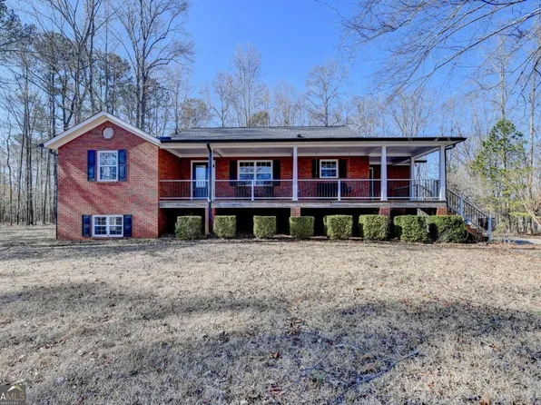 5326 Pickens Rd, Powder Springs, GA 30127