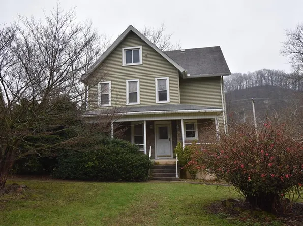 2397 Old River Rd, Easton, PA 18040