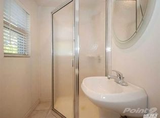 242 Jackson Ave, Syosset, NY 11791