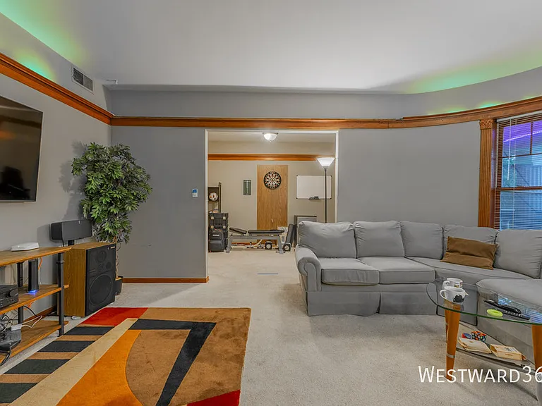 4012 N Sheridan Rd #2S — Photo 3