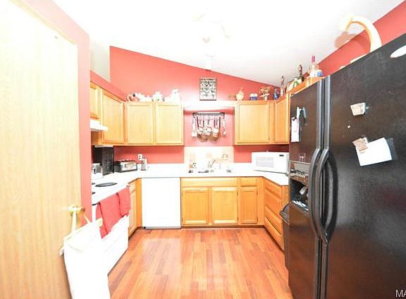 4th image of 702 Turnberry Ct