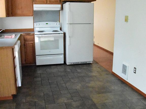 2nd image of 1303 11th Ave SE