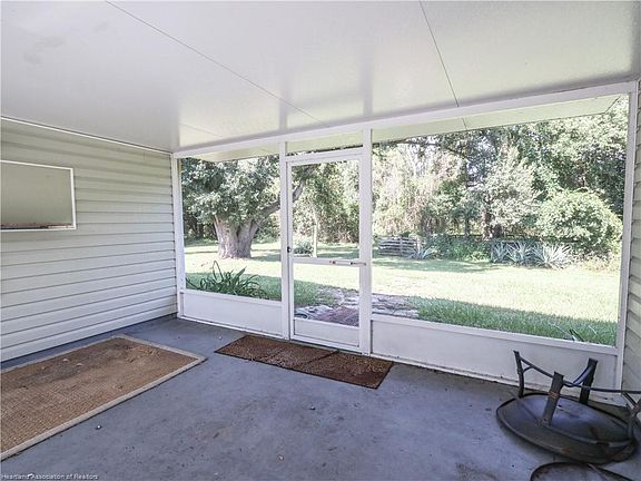 3rd image of 3139 Lake June Blvd