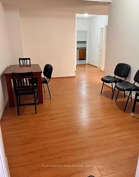 11 Zeng Cheng Dr — Photo 3