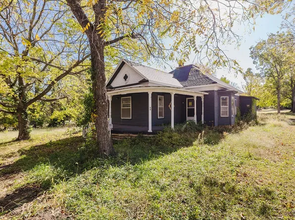 500 E Rutledge St, Yates Center, KS 66783