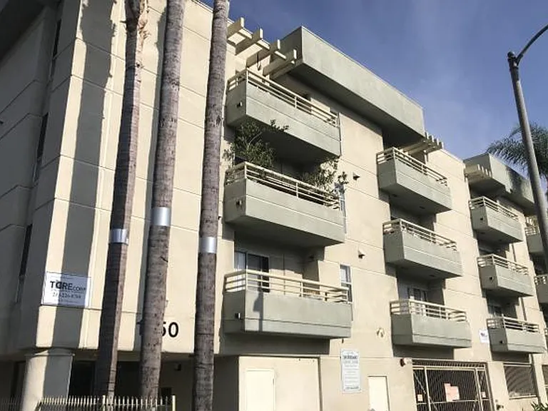 1250 N. June St. Los Angeles CA 90038 — Photo 2