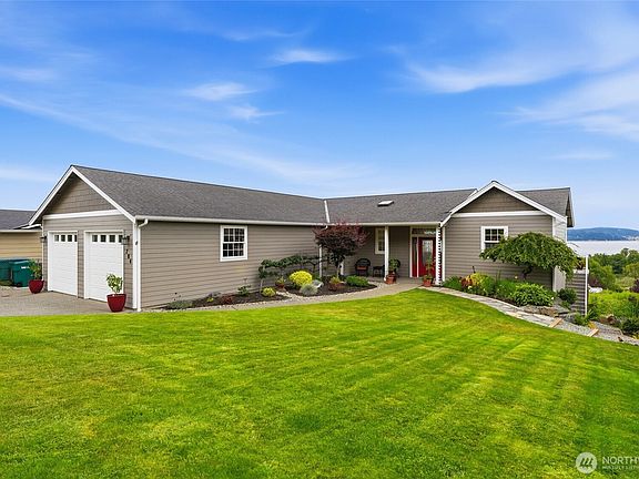 4th image of 784 Gladstone Drive