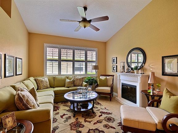 3rd image of 3198 Sussex Way