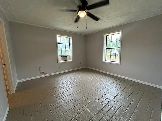 5536 Highway 182 E — Photo 12