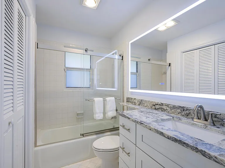 11335 Twelve Oaks Way — Photo 11