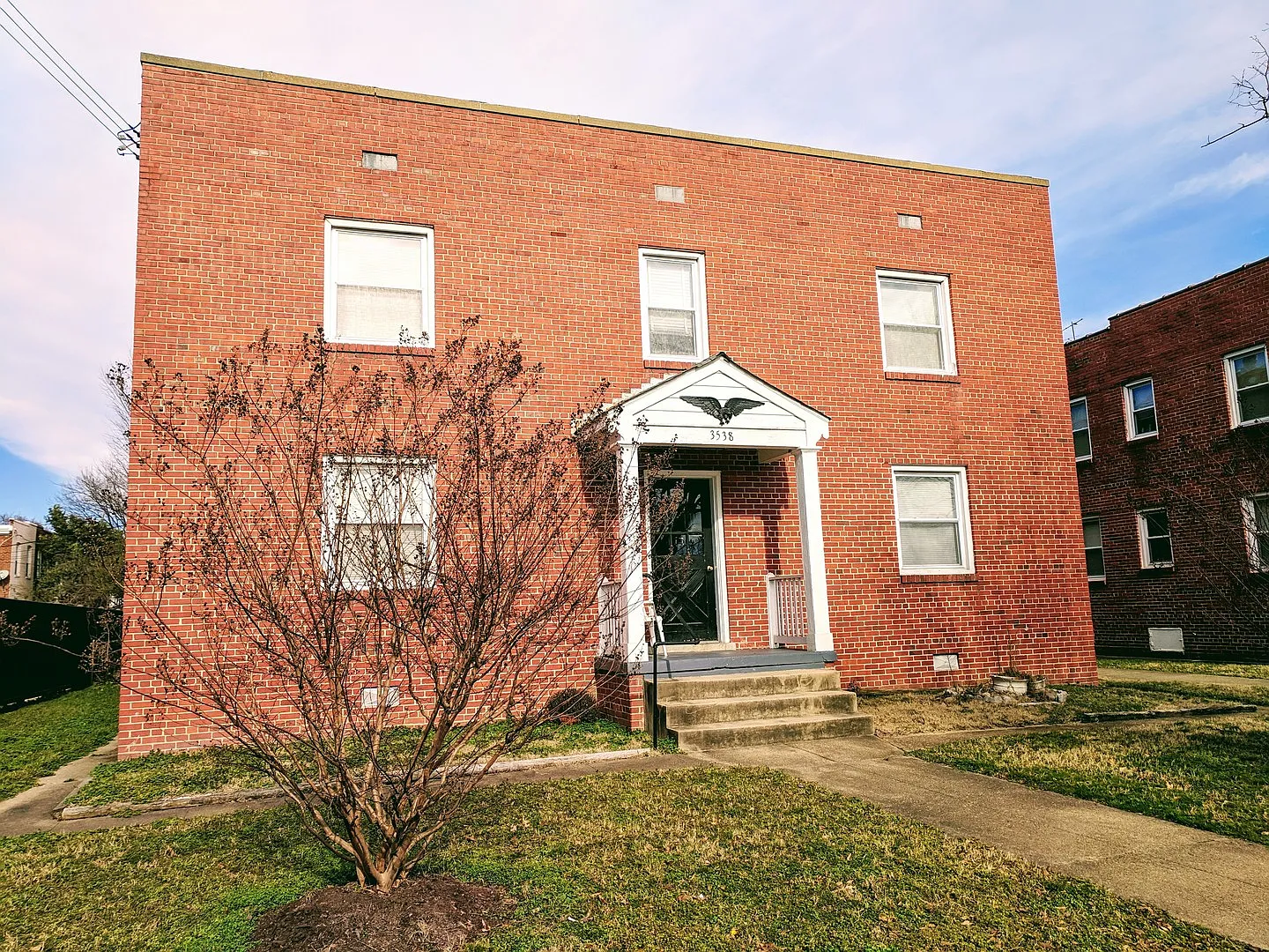 3538 Floyd Avenue — Photo 2