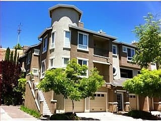 1st image of 589 King George Ave
