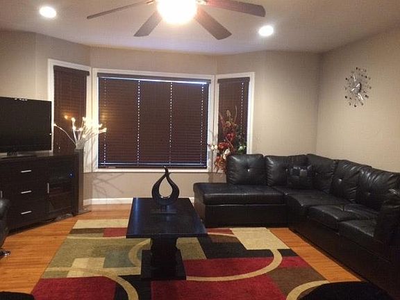 4th image of 3381 Calvin Ave