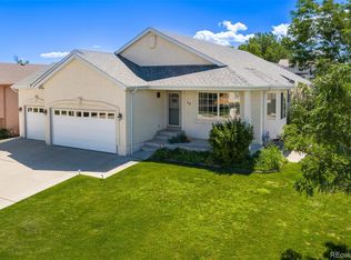 52 Altadena Dr, Pueblo, CO 81005