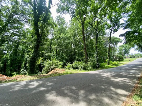 0 Crestview Dr #10D, Winston Salem, NC 27103