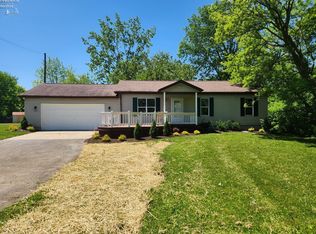 916 S Main St, Willard, OH 44890