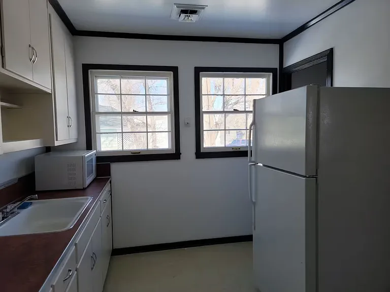 409 Soulsby St #A — Photo 15