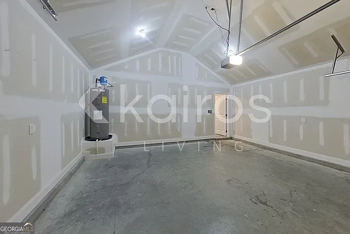 228 Western Red Cedar Dr — Photo 24