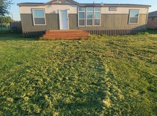 1105 W 13th St, Quanah, TX 79252
