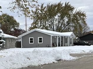 8540 14th Ave, Kenosha, WI 53143