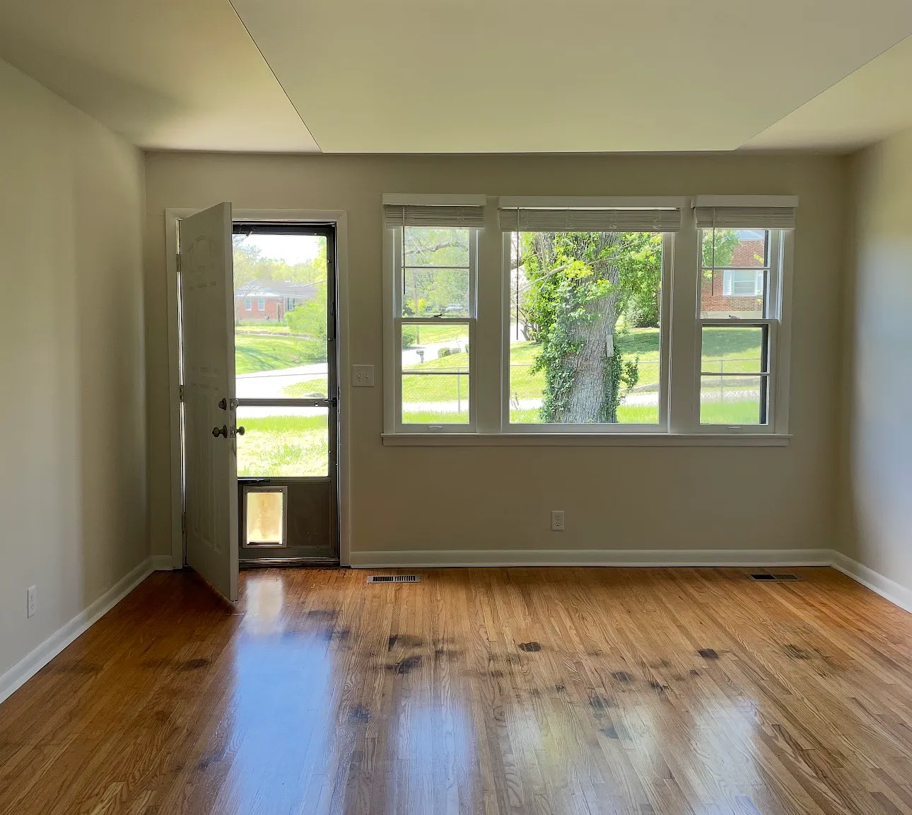 3 bed, 1333 sqft, $1,875 — Photo 4