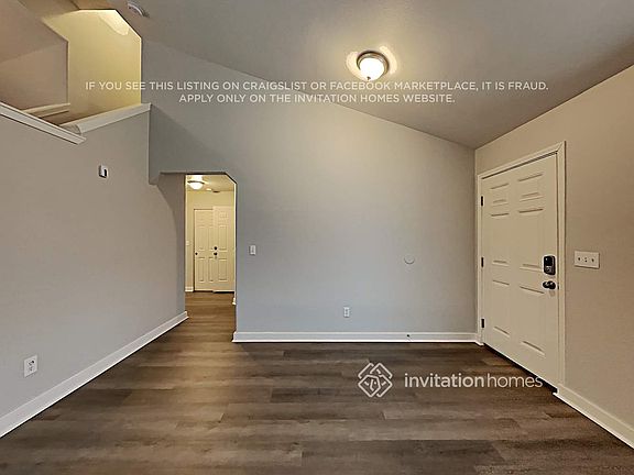 4th image of 1610 199th Street Ct E