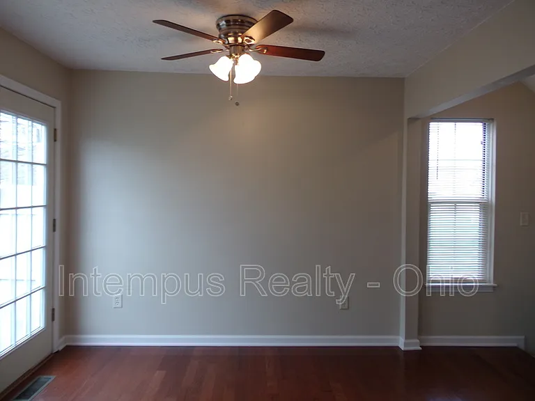 7839 Meadowhaven Blvd — Photo 9