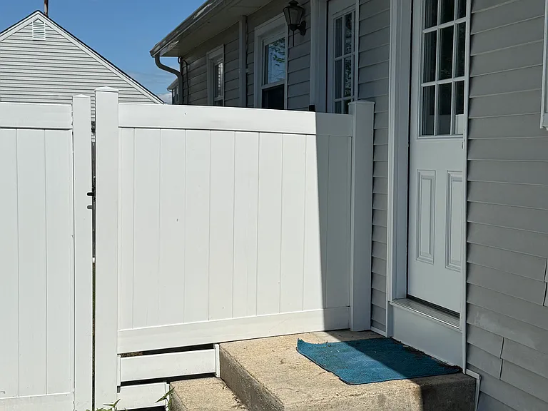 180 Seabreeze Ave — Photo 15