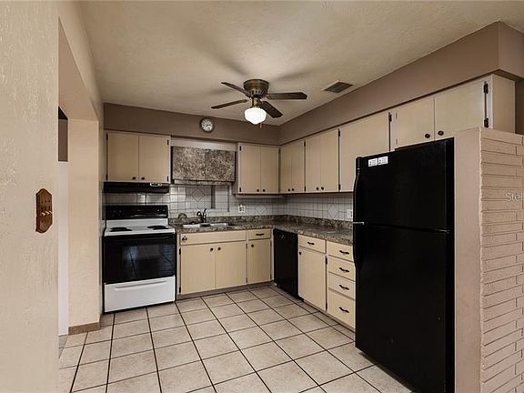 5th image of 518 Garland St N