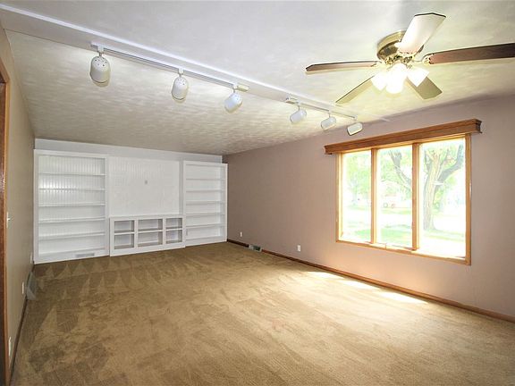 5th image of 306 N Fairview Ave